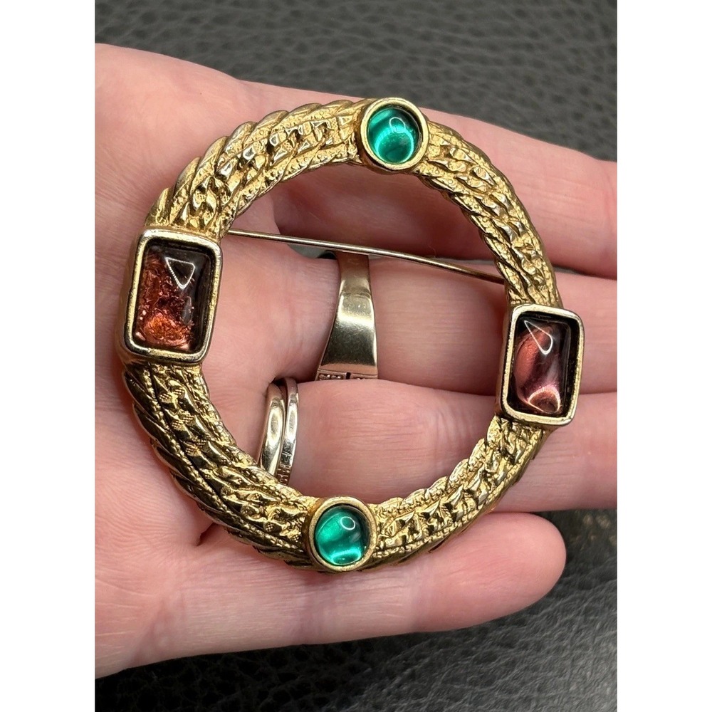 Vintage 80s 90s Dauplaise Gripoix Style Cabochon Celtic Style Brooch Gold Tone